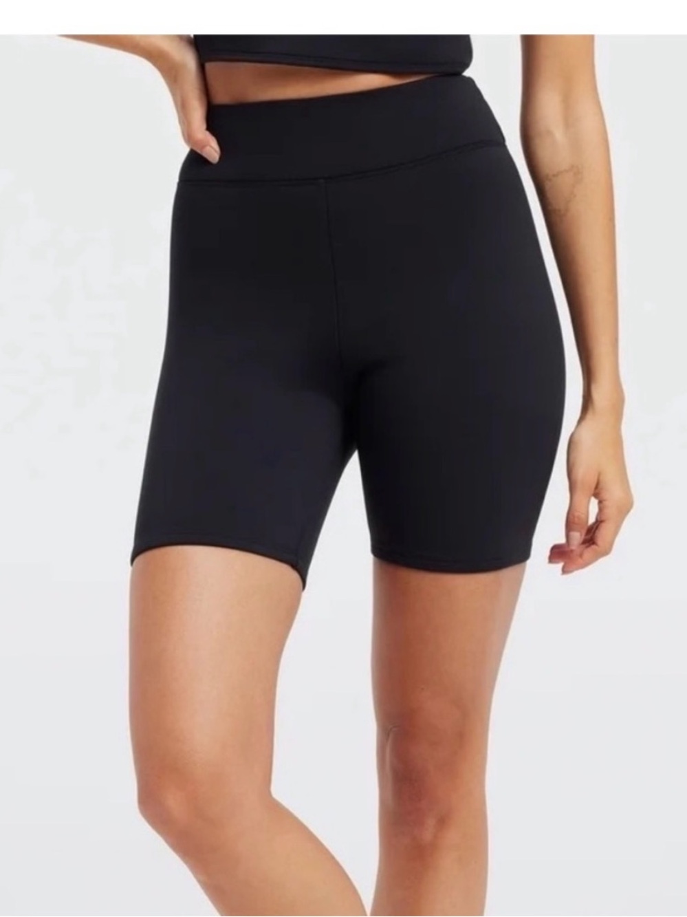 Good American Lounge Biker Shorts Black Size 6